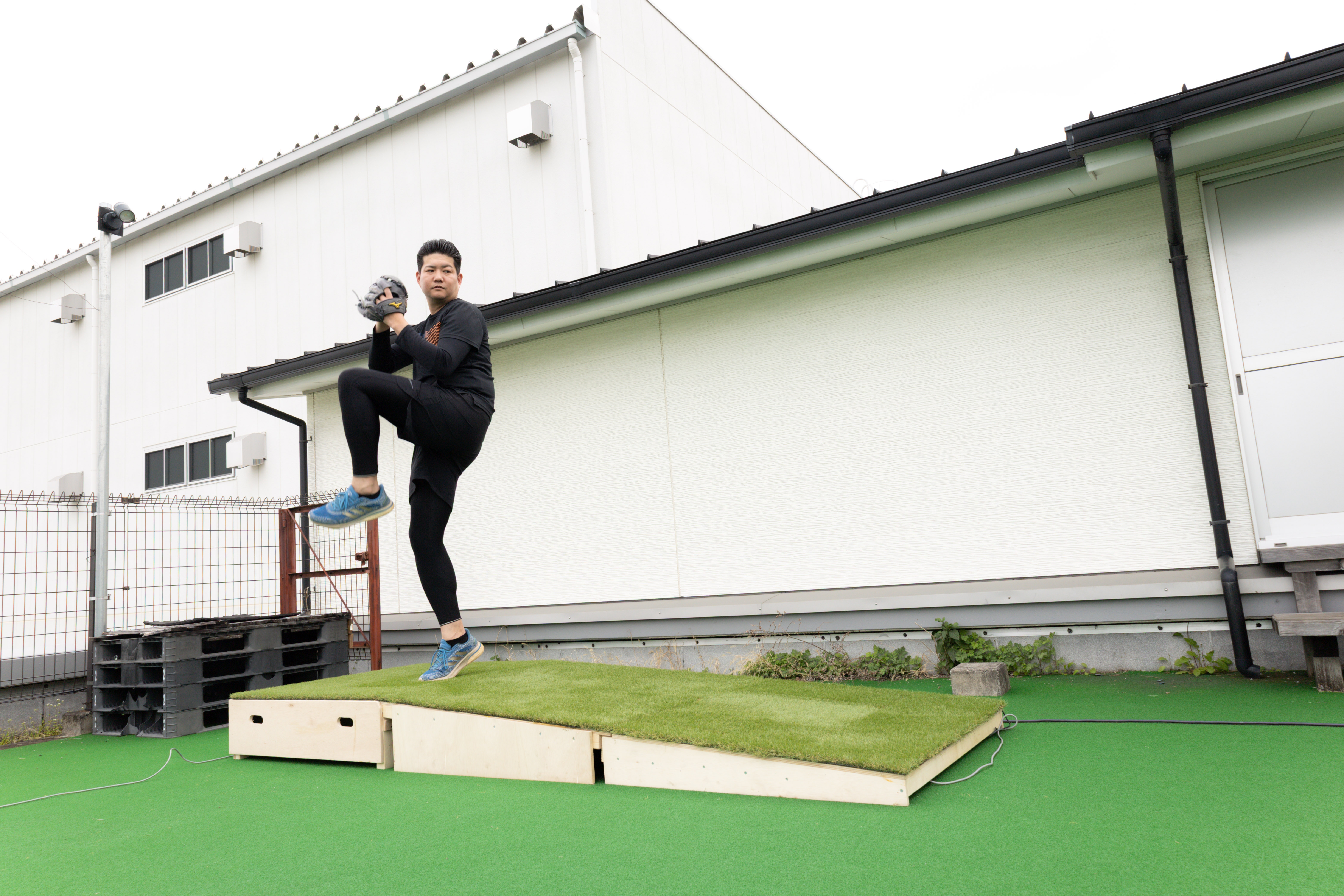 【先行案内】フォースプレート内蔵ポータブルピッチャーマウンド